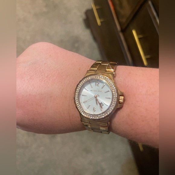 Michael Kors Watch - Picture 2 of 3